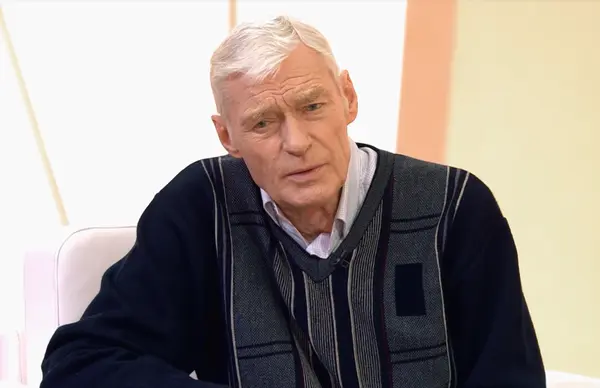 Борис Щербаков звонит доктору Мясникову