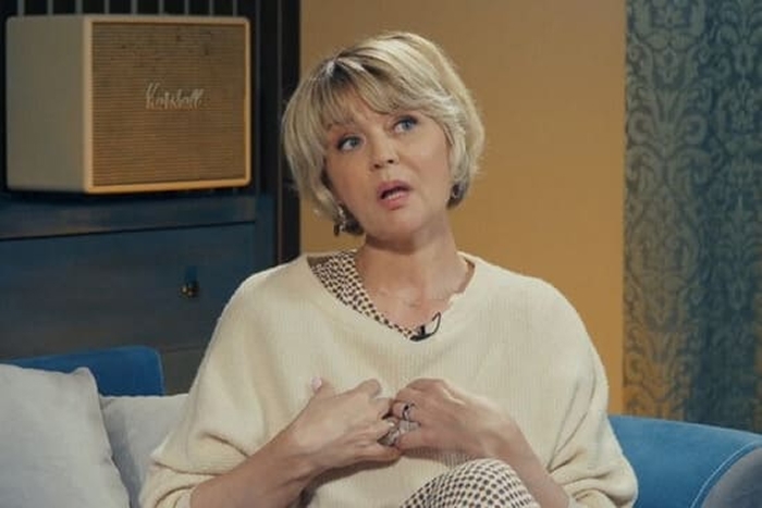 Юлия Меньшова на съёмочной площадке